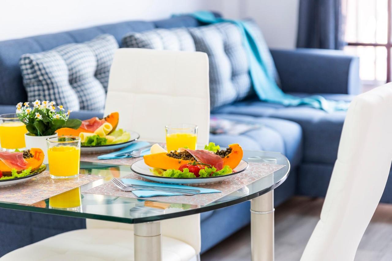 Sunshine Smart Home Hi-End Services Av Streaming Arona  Esterno foto